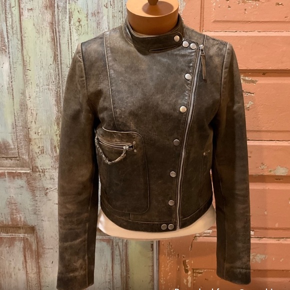 ZARA chocolate brown quality genuine leather
Motorcycle DISTRESSED Jacket- Large - Picture 4 of 13